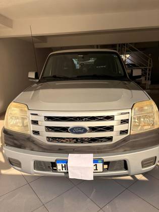 FORD RANGER 2.3 XLS 16V 4X2 CD GASOLINA 4P MANUAL